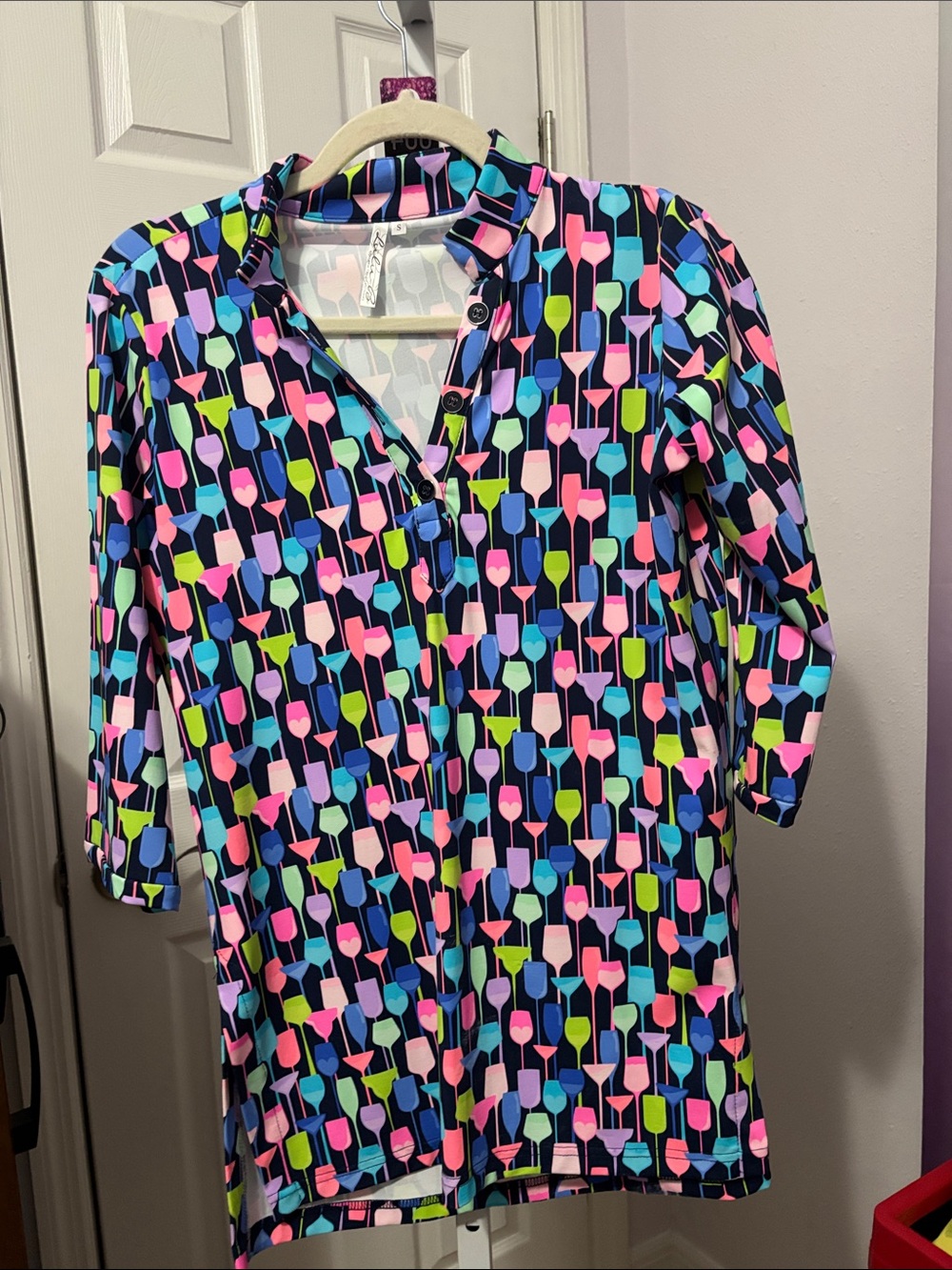 #004 Lulu-B Neon Geometric V-Neck Tunic - Navy Background